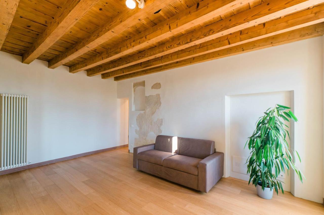 Feel - Pareto Apartment ベルガモ エクステリア 写真